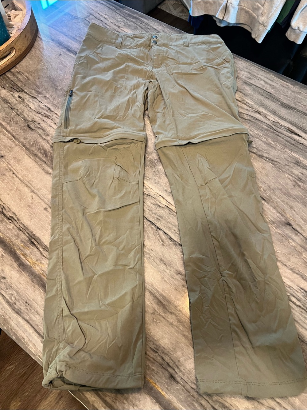 Columbia Women’s Omni-Shield Convertible Hiking Pants Size 12 Reg Olive Green